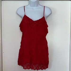 Maurice’s tank top